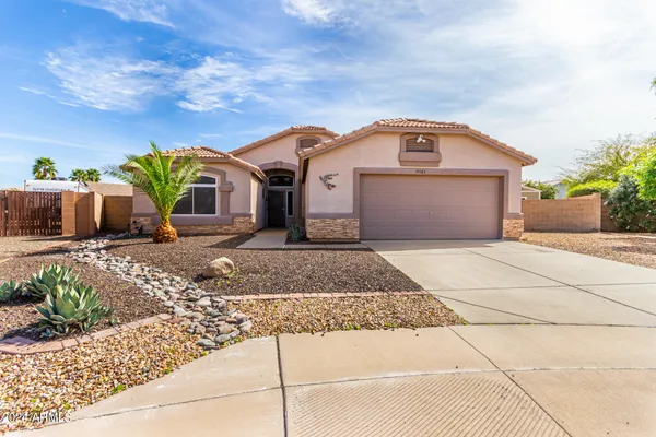$2,750 | 11365 East Downing Circle, Mesa, AZ 85207