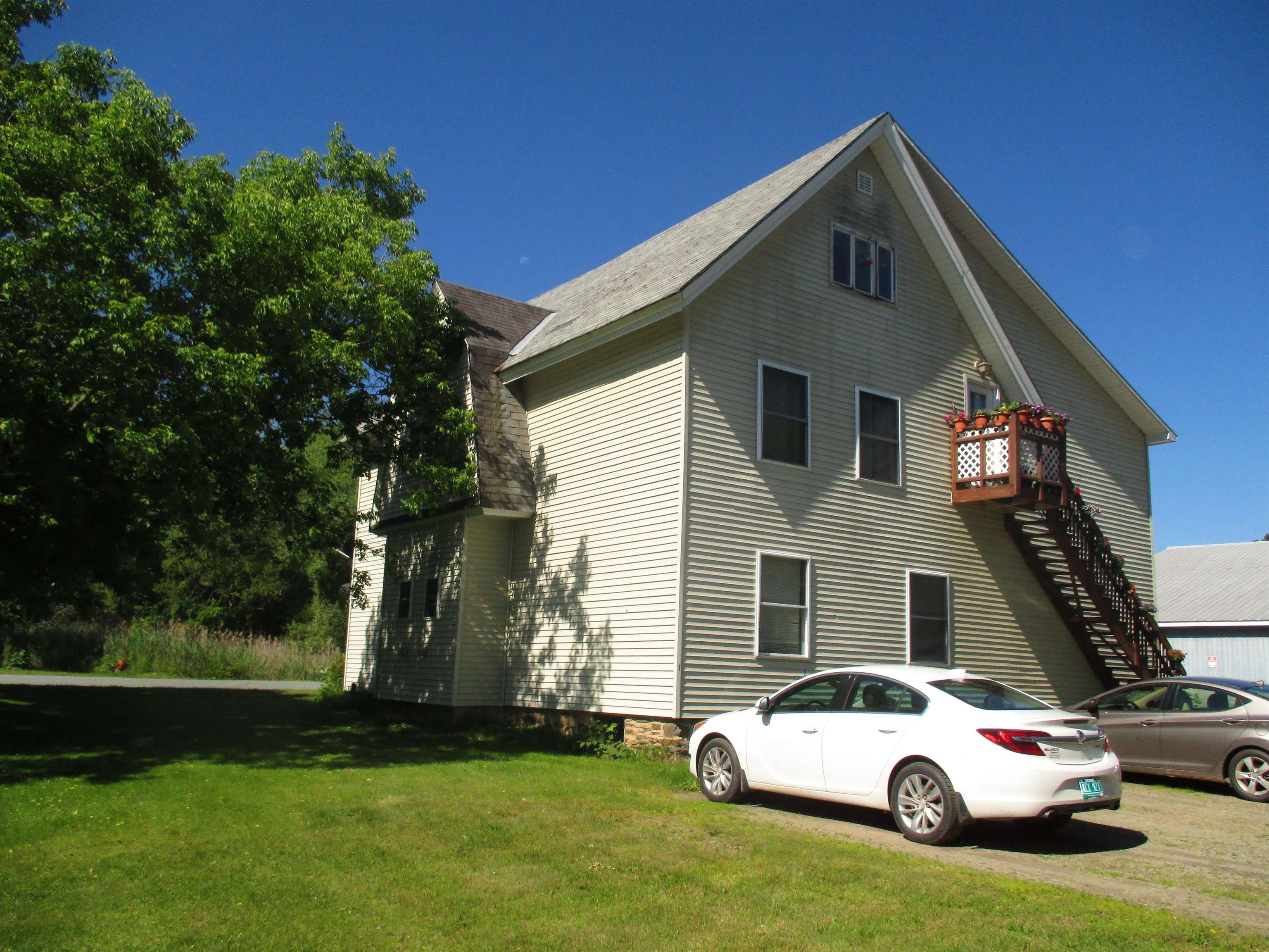 126 Railroad Street Troy, VT 05859 - Photo 3 of 19 Gallery Image 3