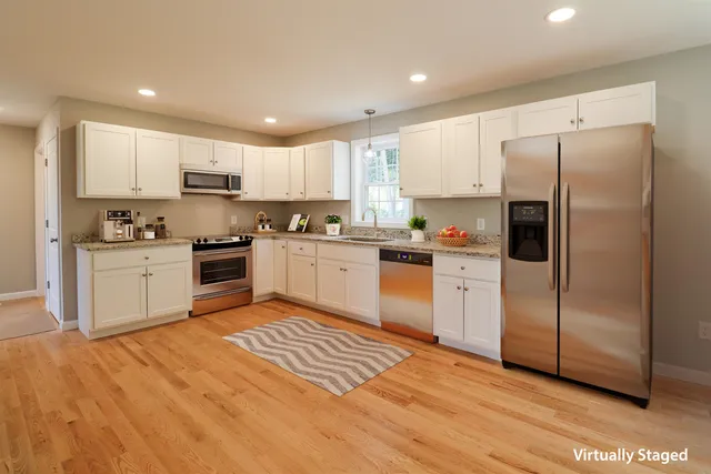 $649,900 | 859 Salmon Falls Road, Rochester, NH 03868