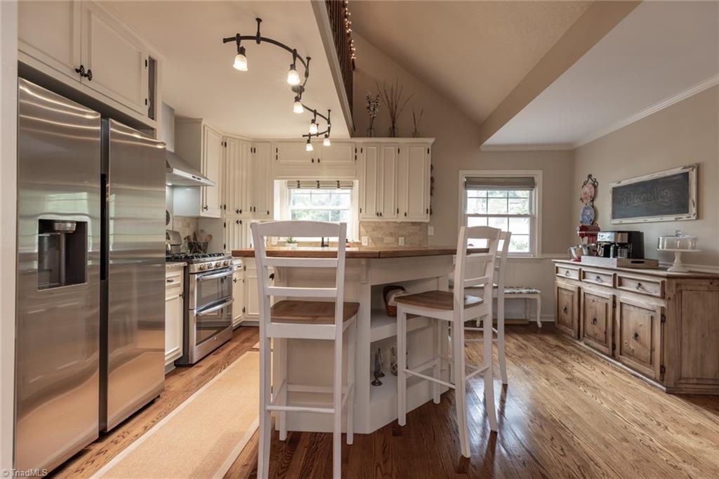 3619 Hobbs Road Greensboro, NC 27410 - Photo 13 of 40 Beautiful hardwoods