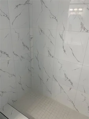 $2,300 | 9455 West Flagler Street, Unit C308, Miami, FL 33174