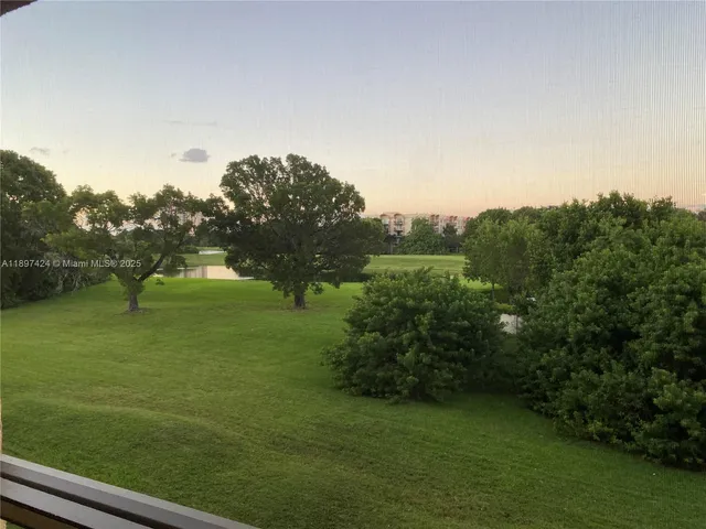 $2,300 | 9455 West Flagler Street, Unit C308, Miami, FL 33174