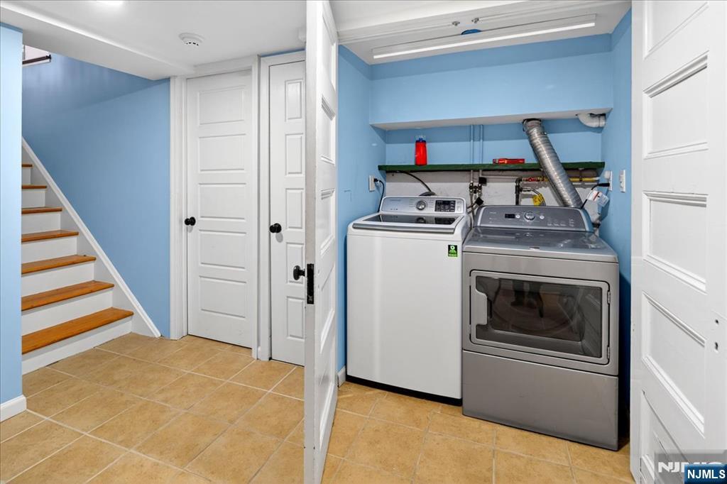 258 Clinton Place Hackensack, NJ 07601 - Photo 20 of 26