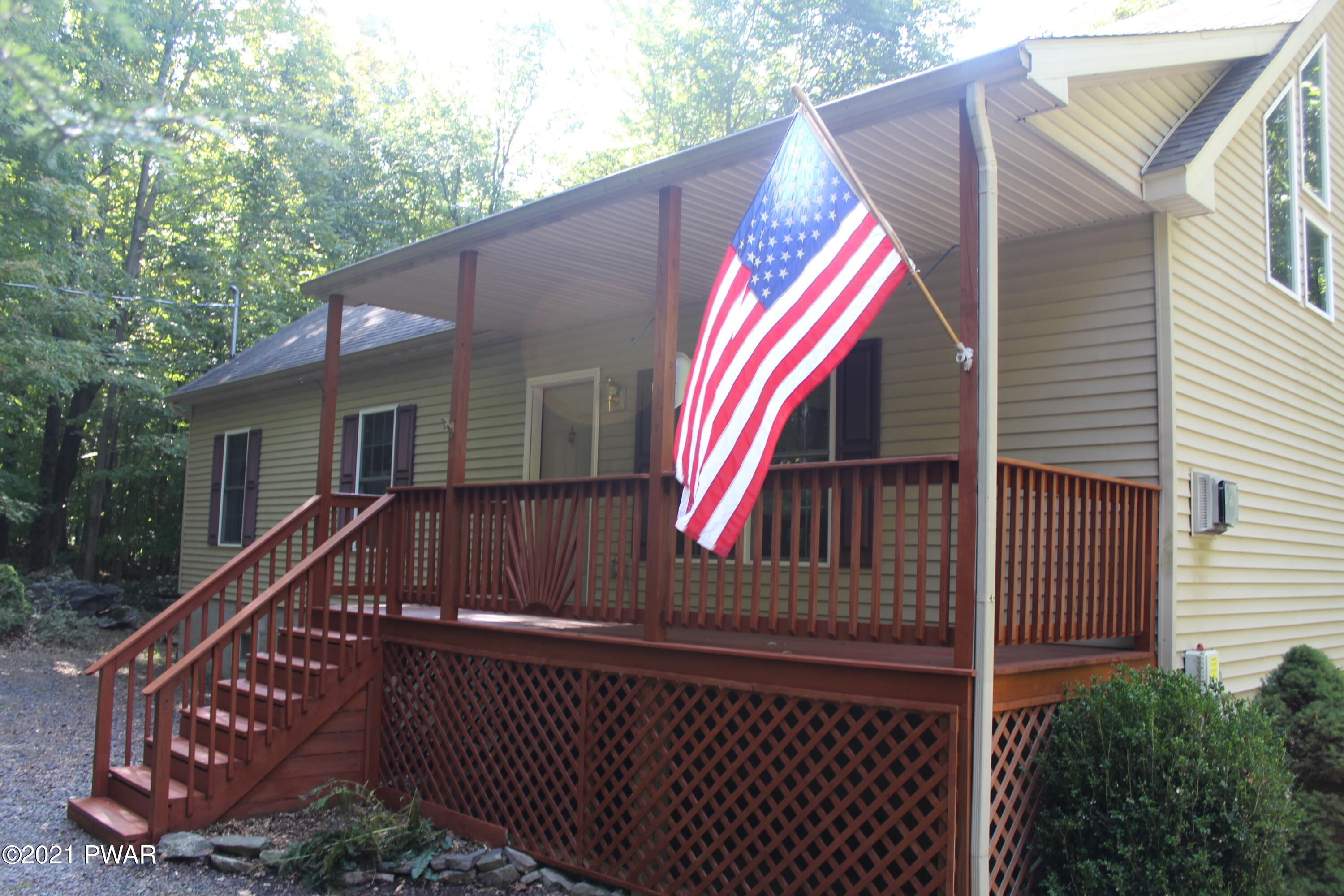 133 Ridgeview Drive Lake Ariel, PA 18436 - Photo 1 of 18