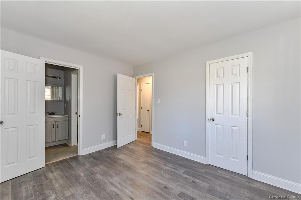 946 Pebble Road Rock Hill, SC 29730 - Photo 8 of 12 Gallery Image 8