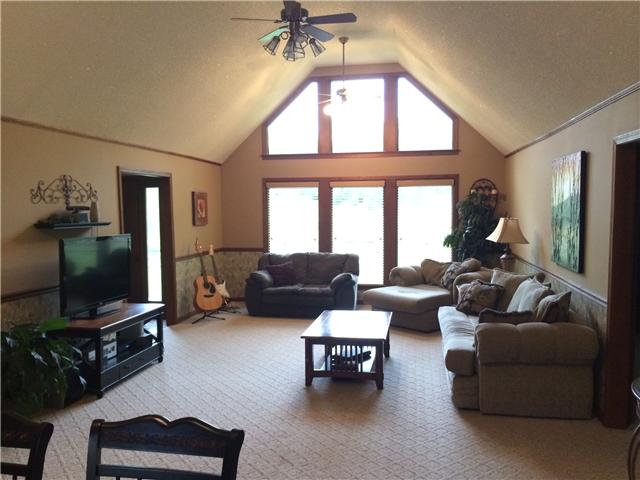 4613 Marion Road Cunningham, TN 37052 - Photo 3 of 9