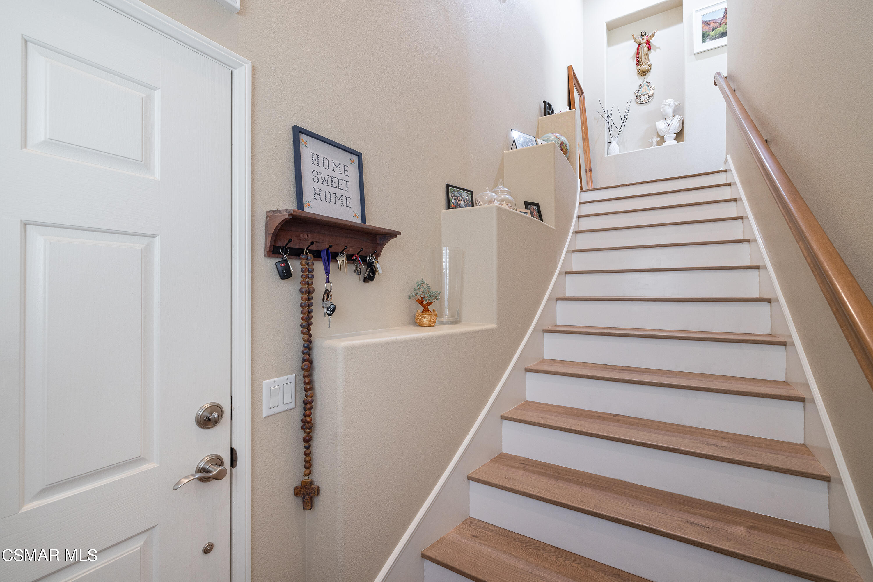 4118 Orontes Way, Unit A Simi Valley, CA 93063 - Photo 5 of 26 Orontes5