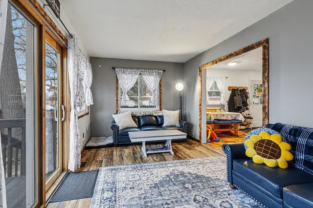 $180,000 | 58954 Lakeshore Drive, Colon, MI 49040