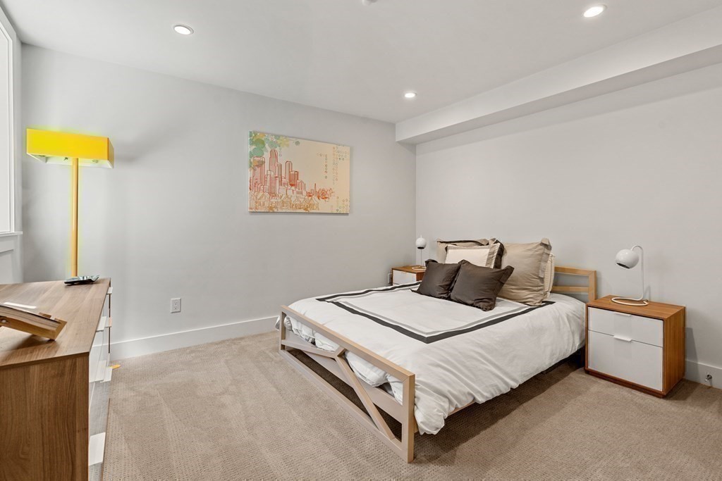 21 Cotter Road, Unit 21 Newton, MA 02468 - Photo 29 of 39 Gallery Image 29