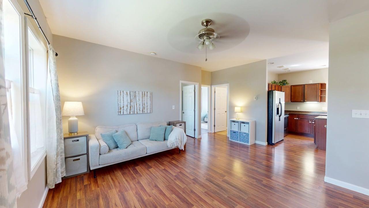 31 Whisper Drive Bangor, ME 04401 - Photo 4 of 38 Living Room