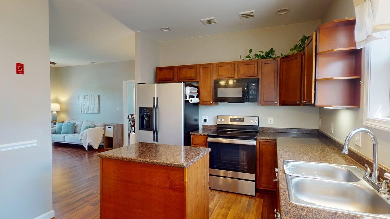 31 Whisper Drive Bangor, ME 04401 - Photo 9 of 38 Kitchen