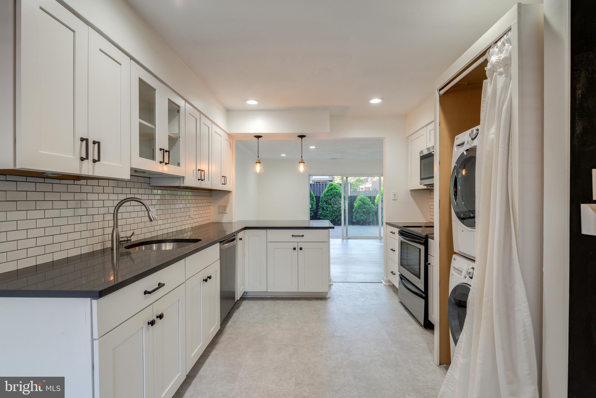 1344 Northgate Square Reston, VA 20190 - Photo 9 of 42 Gallery Image 9