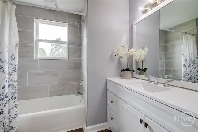 $269,000 | 506 East Montgomery Cross Road, Savannah, GA 31406