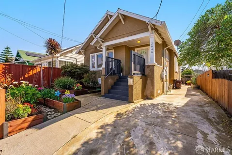 $698,000 | 2040 Crosby Avenue, Oakland, CA 94601