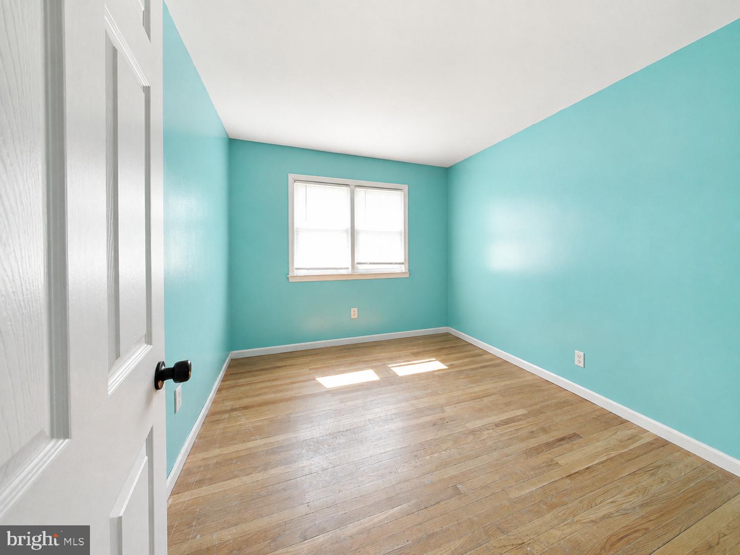 816 Lancing Road West Deptford, NJ 08096 - Photo 12 of 24 Bright spacious Bedroom 2