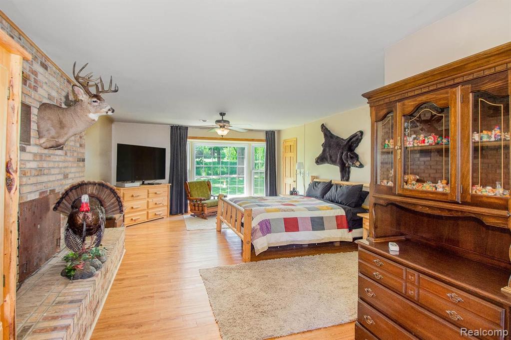 6010 Mack Road Howell, MI 48855 - Photo 14 of 23