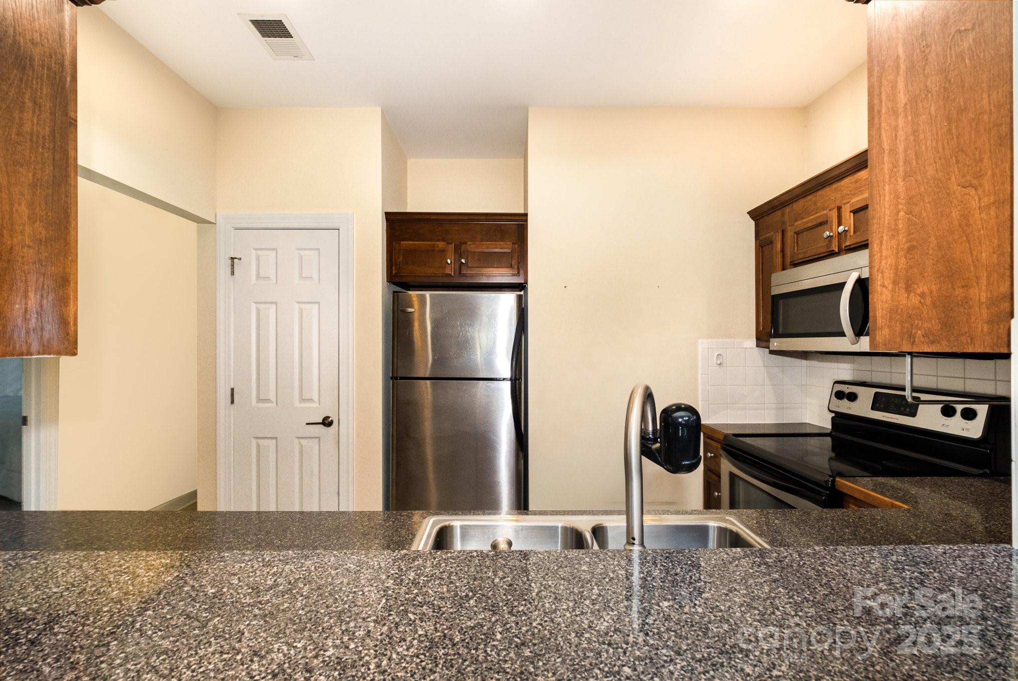 2773 Clover Road Northwest Concord, NC 28027 - Photo 8 of 18 Gallery Image 8