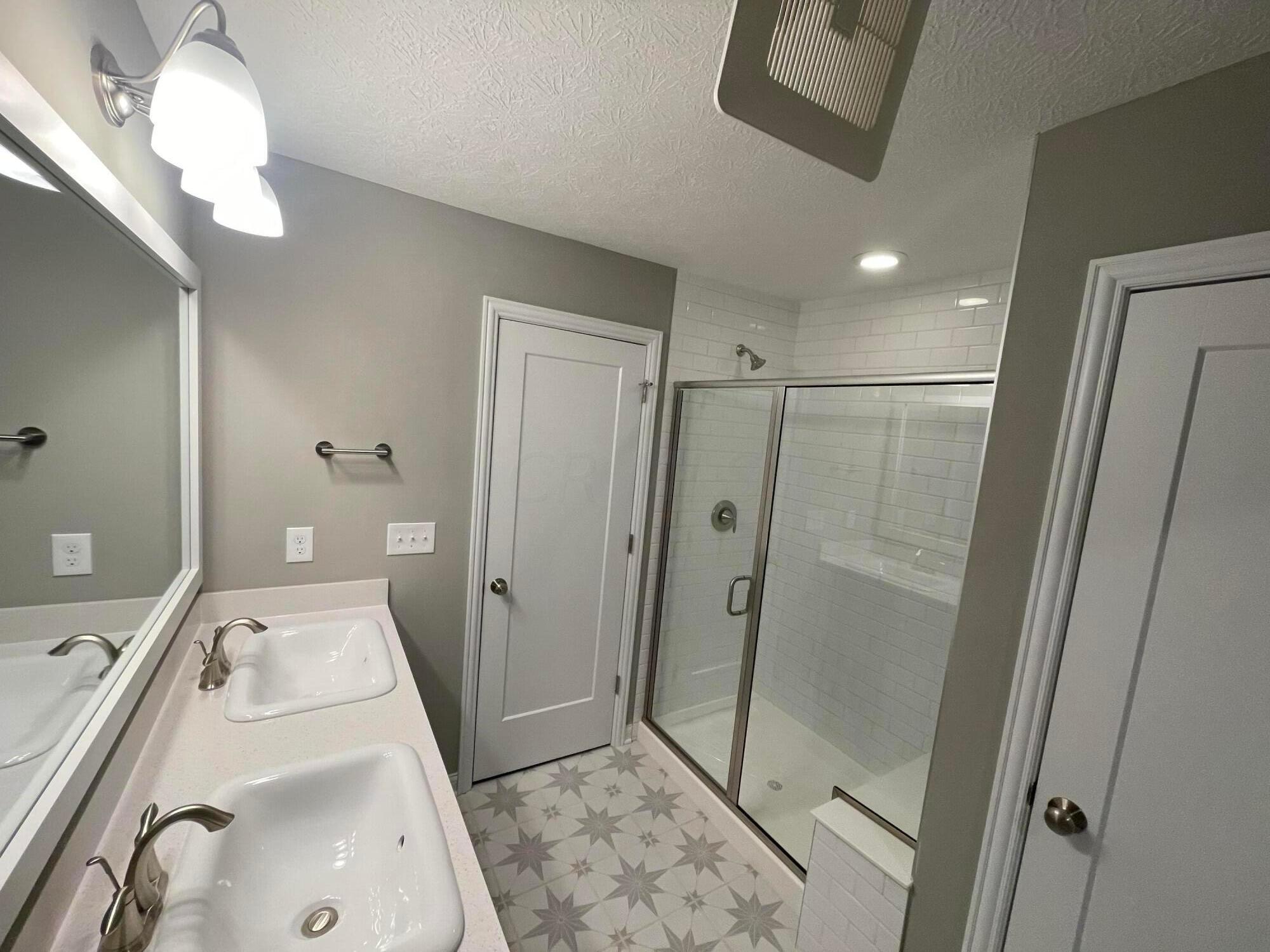 3550 Bluejay Ridge Drive Powell, OH 43065 - Photo 7 of 14 Bathroom