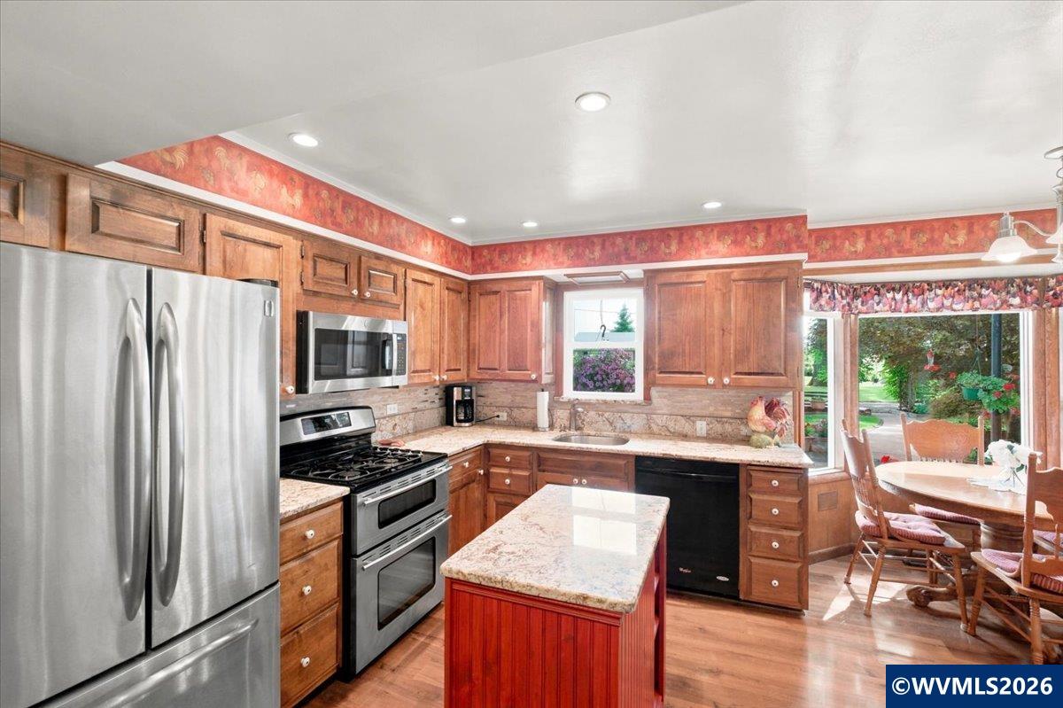 34361 Riverside Drive Albany, OR 97321 - Photo 11 of 50