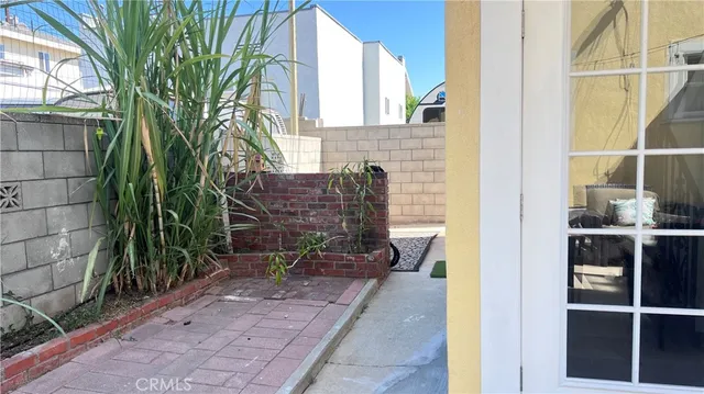 $1,995 | 3423 East 5th Street, Los Angeles, CA 90063