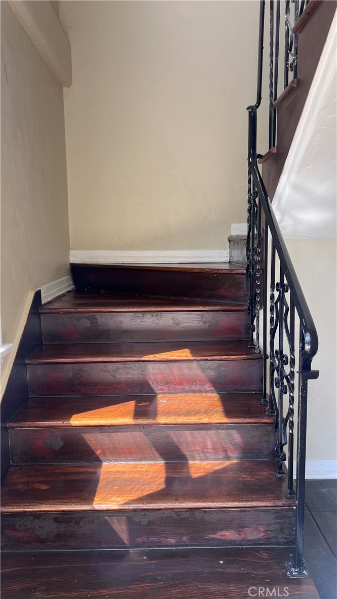 3423 East 5th Street Los Angeles, CA 90063 - Photo 3 of 17