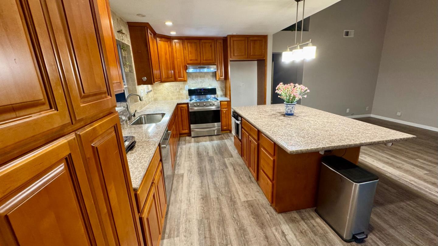 296 Costa Del Mar Road Marina, CA 93933 - Photo 8 of 18