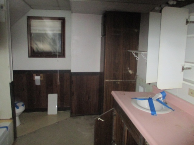 4234 West Fremont Road Blanchard, MI 49310 - Photo 6 of 12 1840637-5.JPG