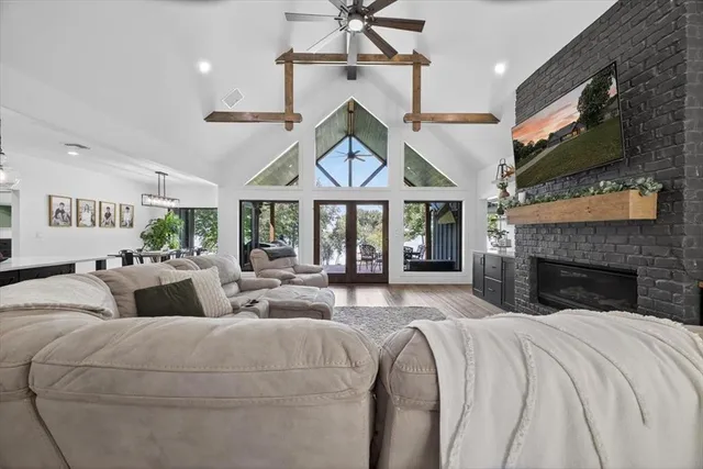 $799,999 | 294 County Road 1297, Yantis, TX 75497