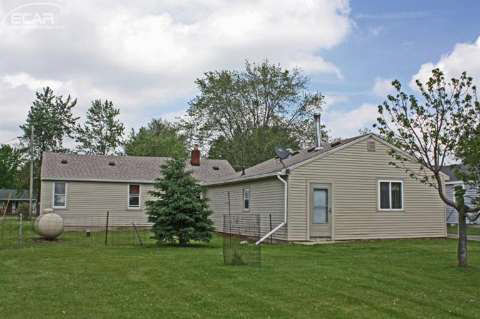 1088 East Hurd Road Clio, MI 48420 - Photo 2 of 19 20439287-1.JPG