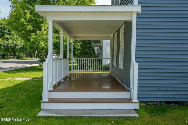 $289,900 | 11 North Park Street, Cambridge, NY 12816