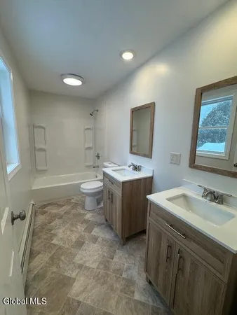 $289,900 | 11 North Park Street, Cambridge, NY 12816