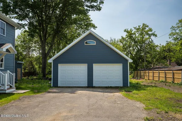 $289,900 | 11 North Park Street, Cambridge, NY 12816