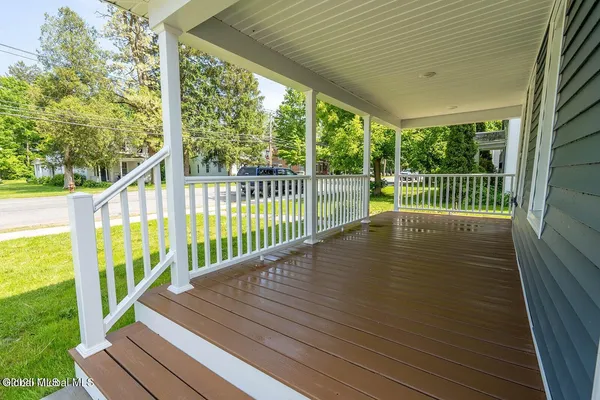 $289,900 | 11 North Park Street, Cambridge, NY 12816