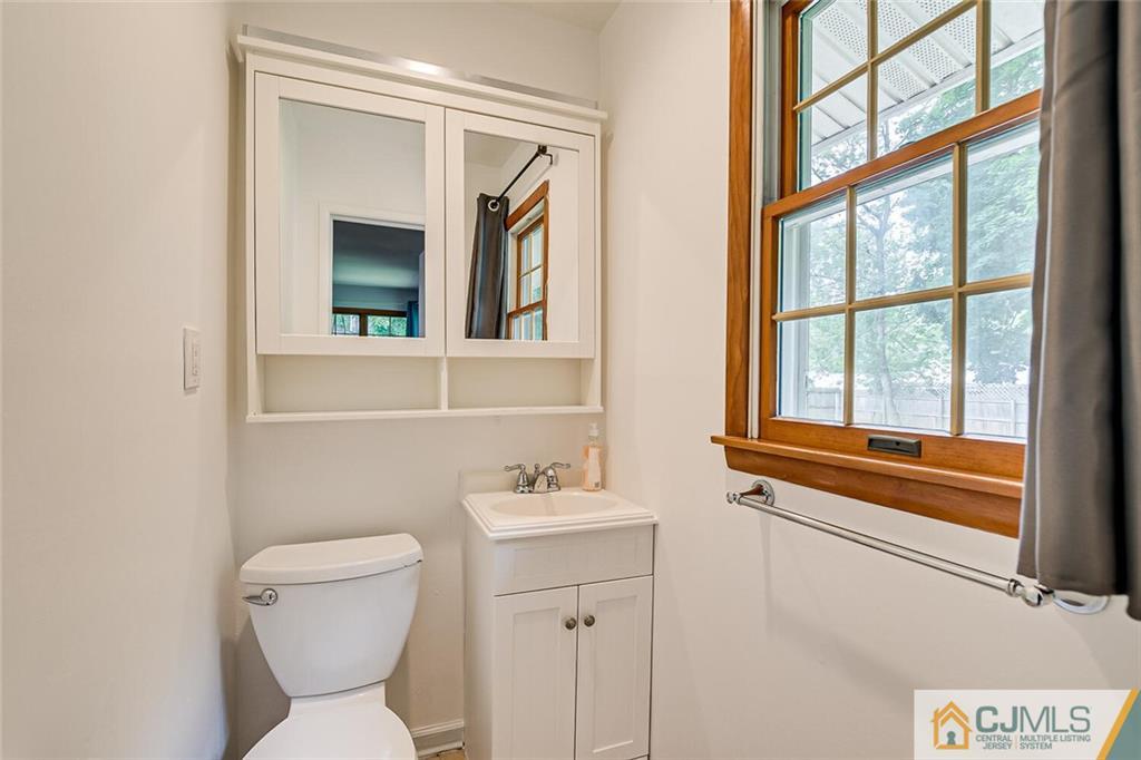 11 Joline Road Kendall Park, NJ 08824 - Photo 9 of 15 Gallery Image 9