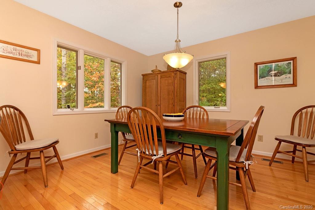 163 Lochencove Ridge Road Brevard, NC 28712 - Photo 12 of 36 Gallery Image 12