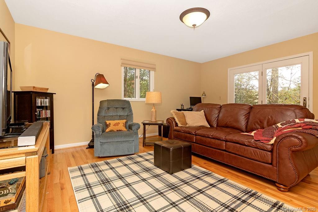 163 Lochencove Ridge Road Brevard, NC 28712 - Photo 18 of 36 Gallery Image 18