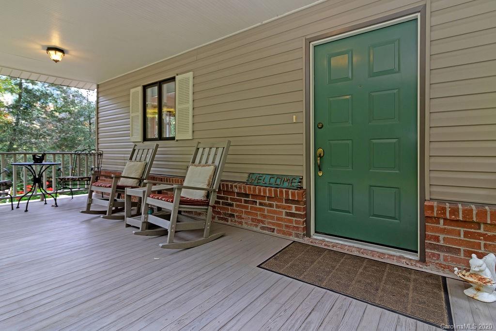 163 Lochencove Ridge Road Brevard, NC 28712 - Photo 8 of 36 Gallery Image 8