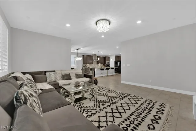 $829,900 | 7847 Skylar Fls Lane, North Las Vegas, NV 89084