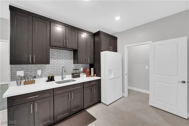 $829,900 | 7847 Skylar Fls Lane, North Las Vegas, NV 89084