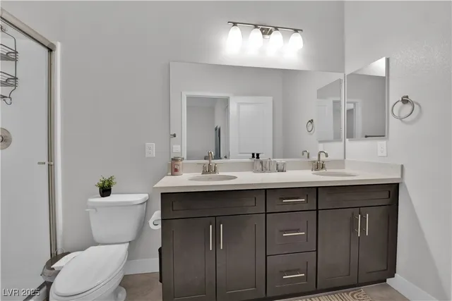 $829,900 | 7847 Skylar Fls Lane, North Las Vegas, NV 89084