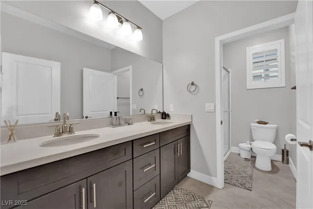 $829,900 | 7847 Skylar Fls Lane, North Las Vegas, NV 89084