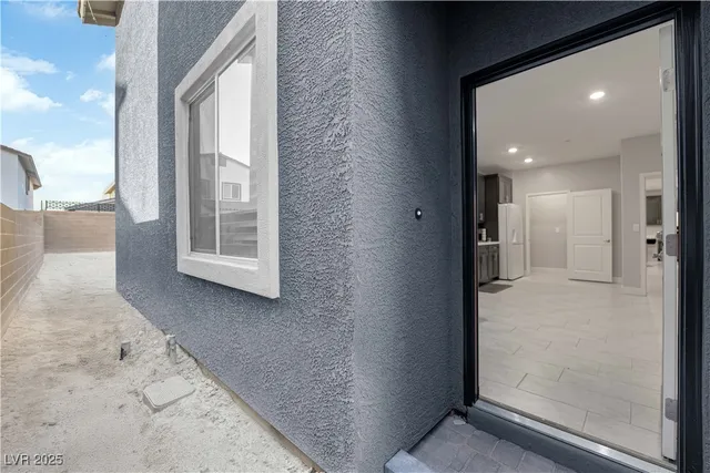 $829,900 | 7847 Skylar Fls Lane, North Las Vegas, NV 89084