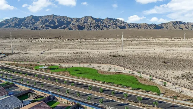 $829,900 | 7847 Skylar Fls Lane, North Las Vegas, NV 89084