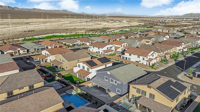 $829,900 | 7847 Skylar Fls Lane, North Las Vegas, NV 89084