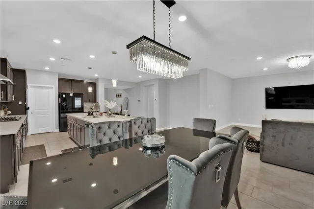 $829,900 | 7847 Skylar Fls Lane, North Las Vegas, NV 89084