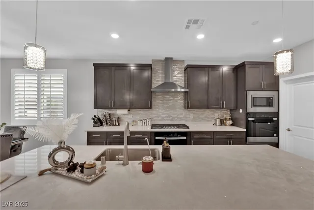 $829,900 | 7847 Skylar Fls Lane, North Las Vegas, NV 89084