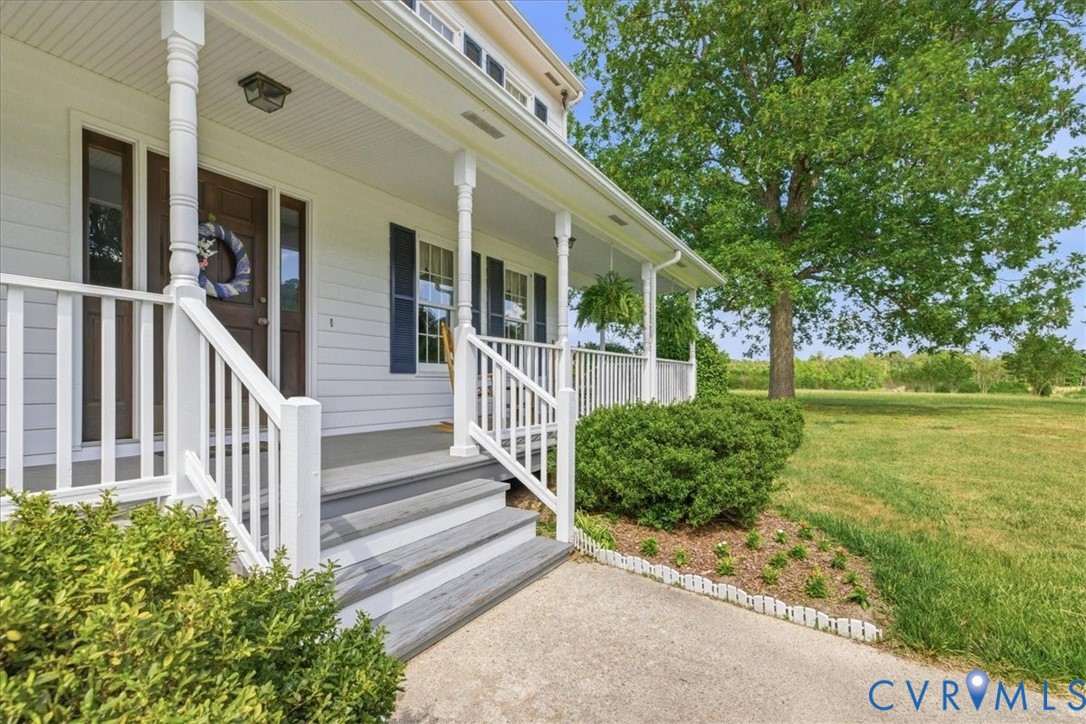 15414 Sunnybrook Road Petersburg, VA 23805 - Photo 4 of 29 a view of a house with a yard and large trees