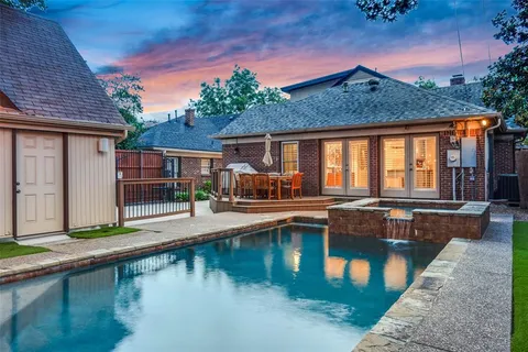 $1,197,000 | 5515 Vanderbilt Avenue, Dallas, TX 75206