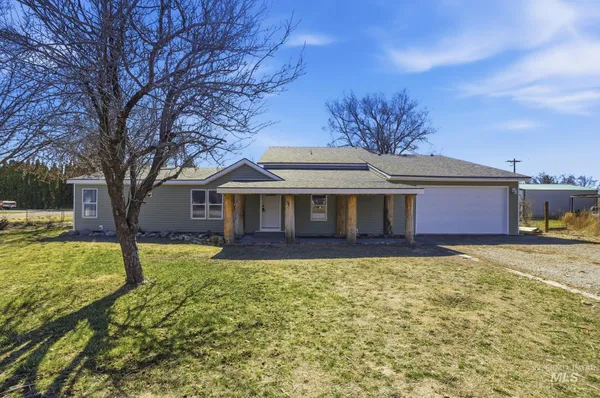 $415,000 | 185 East Lincoln Avenue, Richfield, ID 83349