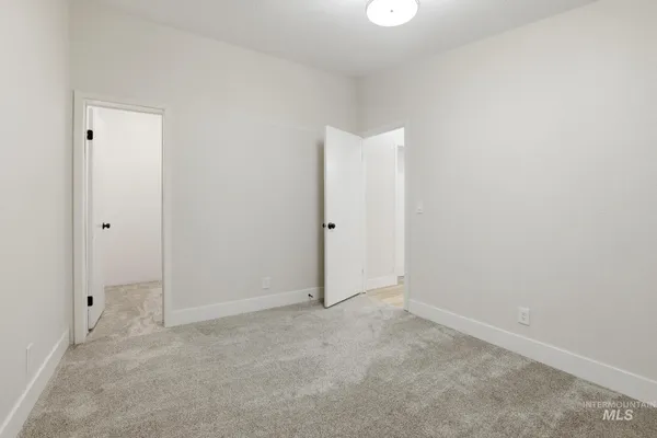 $415,000 | 185 East Lincoln Avenue, Richfield, ID 83349